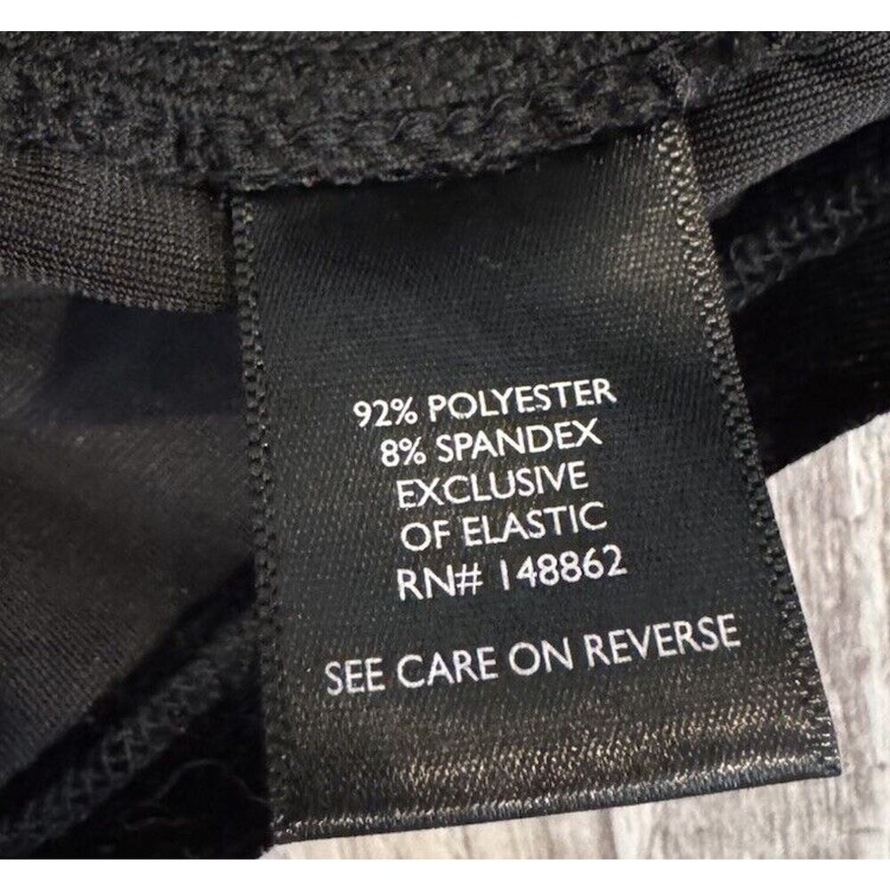 Torrid Velvet Shirred Front Off Shoulder Top Black Velvet Size 2 Women's Plus - Picture 5 of 5